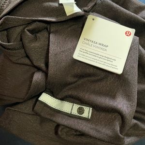 🖤Lululemon vinyasa wrap black and burgundy🖤